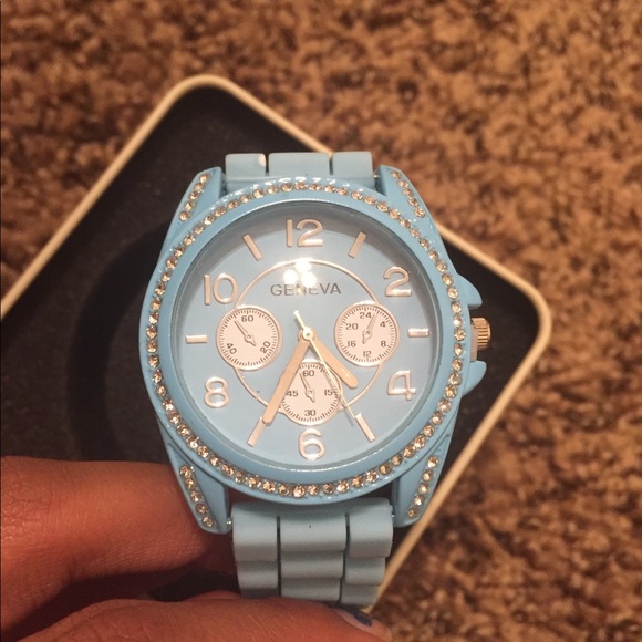 Geneva watch - Picture 1 of 4